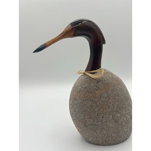 Golden Sandstone Heron Figure, Stone Life Collection Paper Weight Wood‎ Carved - Picture 3 of 4